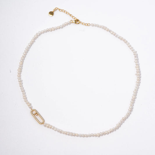 Symphony pearl necklace